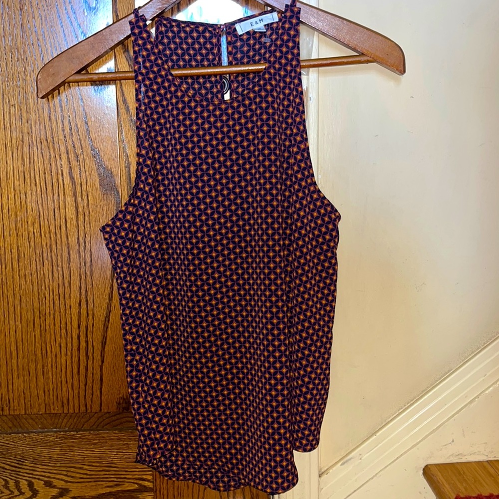 E & M Patterned Tank top sz M NWOT